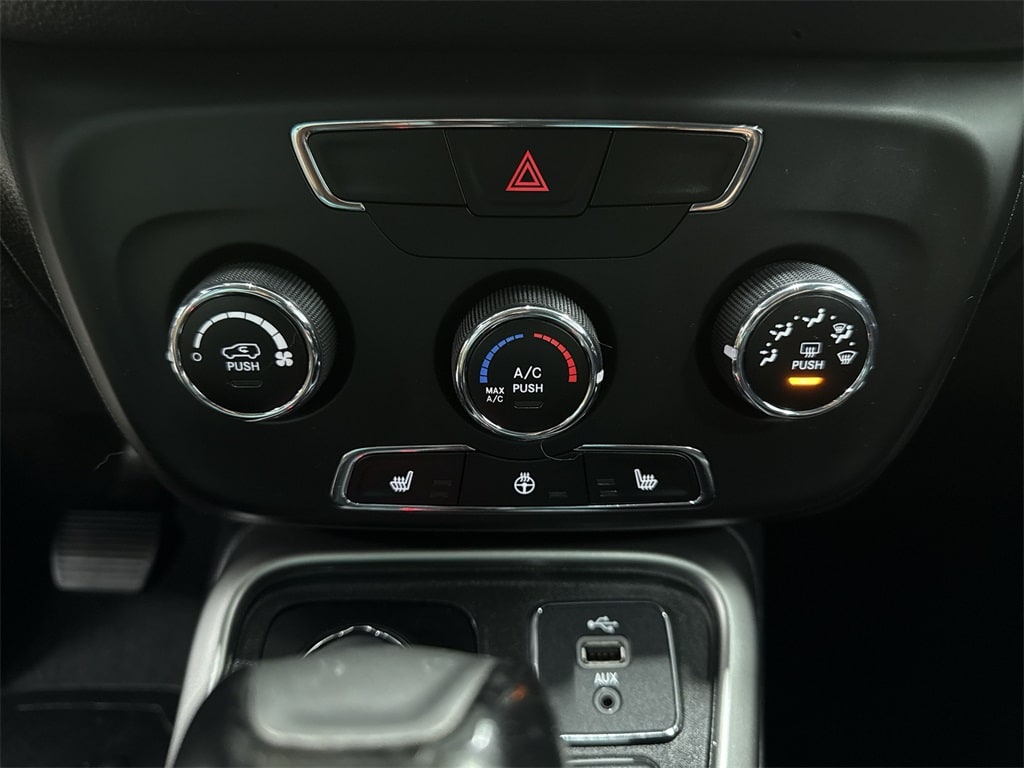 Thumbnail: 2018 Jeep Compass - 24