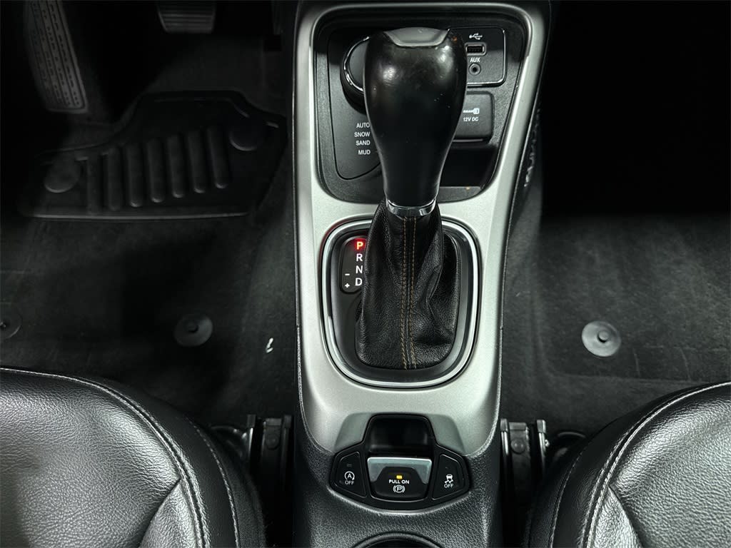 Thumbnail: 2018 Jeep Compass - 14