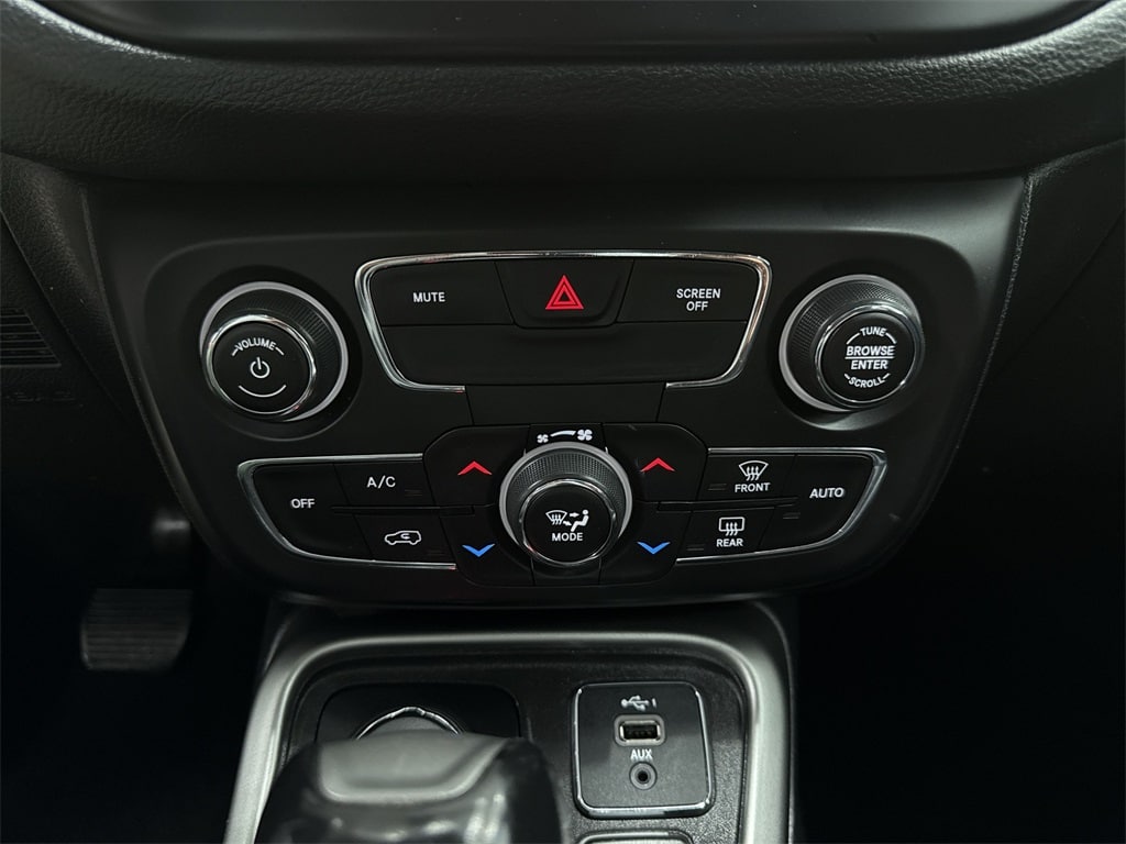 Thumbnail: 2019 Jeep Compass - 23