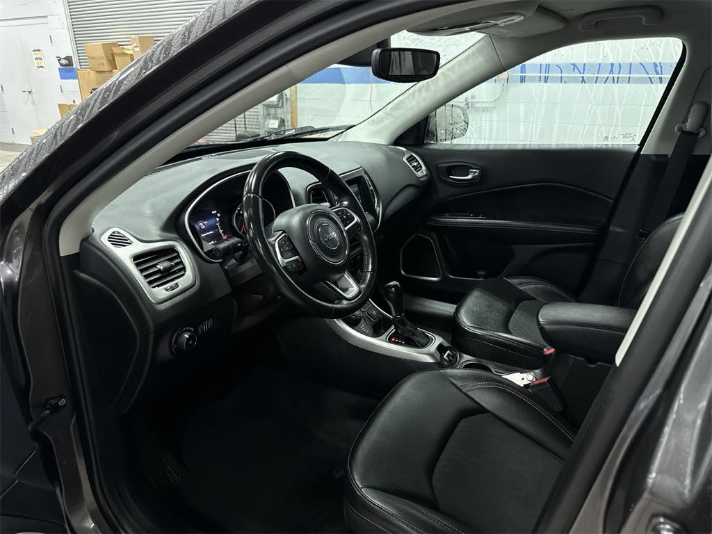 Thumbnail: 2019 Jeep Compass - 9