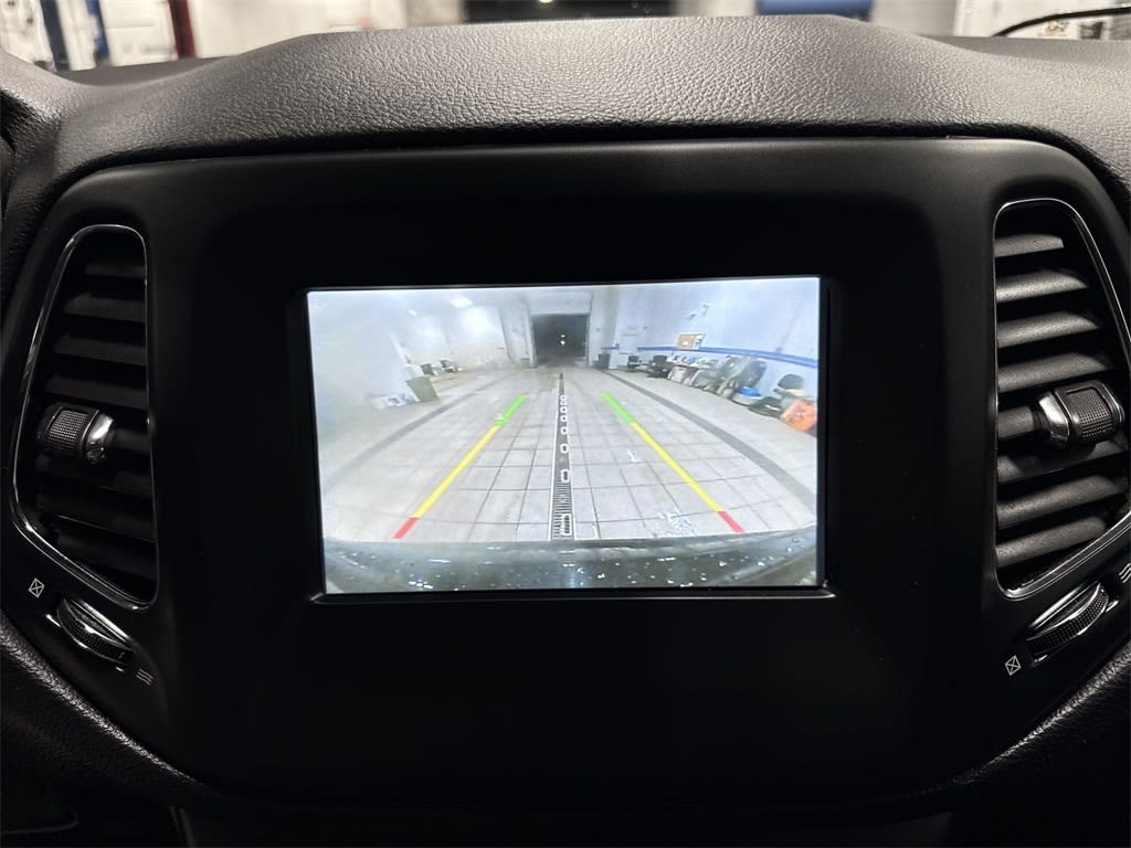 Thumbnail: 2020 Jeep Compass - 25