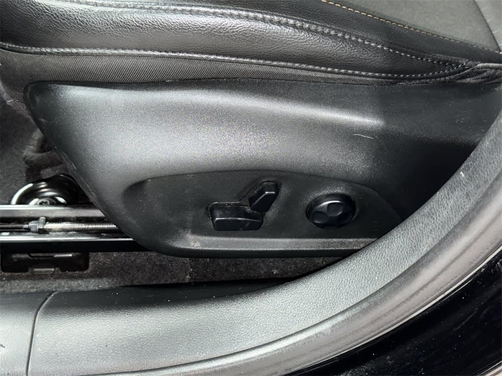 Thumbnail: 2020 Jeep Compass - 24