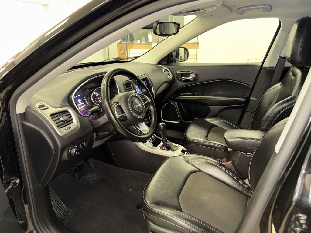 Thumbnail: 2020 Jeep Compass - 30