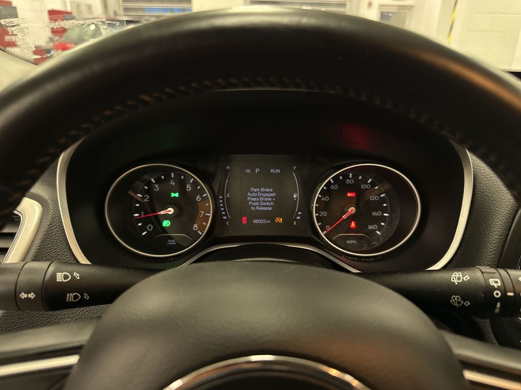 Thumbnail: 2020 Jeep Compass - 33