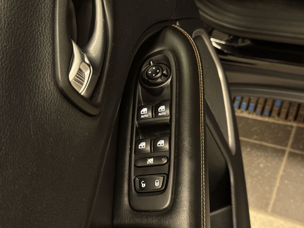 Thumbnail: 2020 Jeep Compass - 25