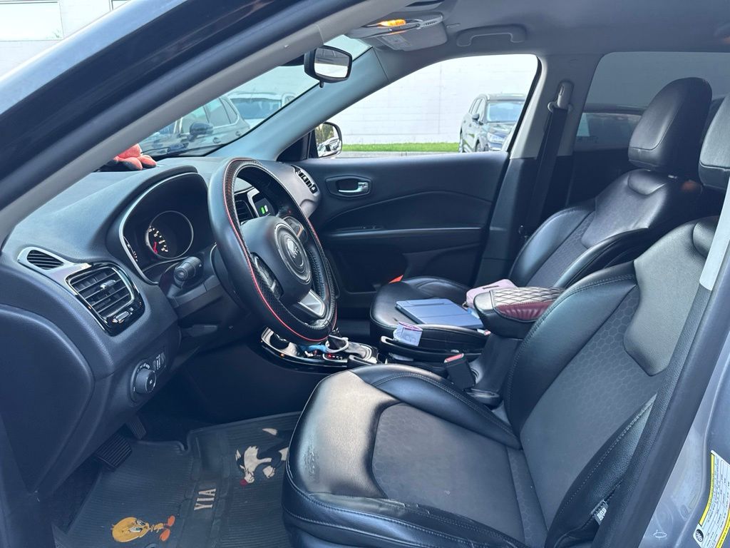 Thumbnail: 2019 Jeep Compass - 9