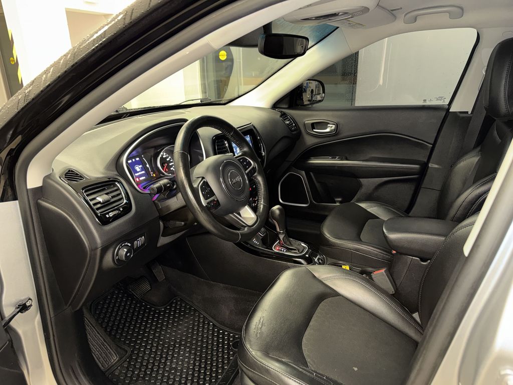 Thumbnail: 2019 Jeep Compass - 8