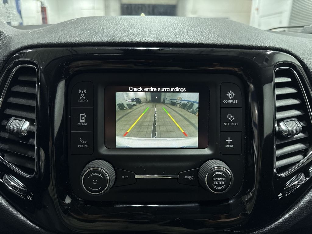 Thumbnail: 2018 Jeep Compass - 27