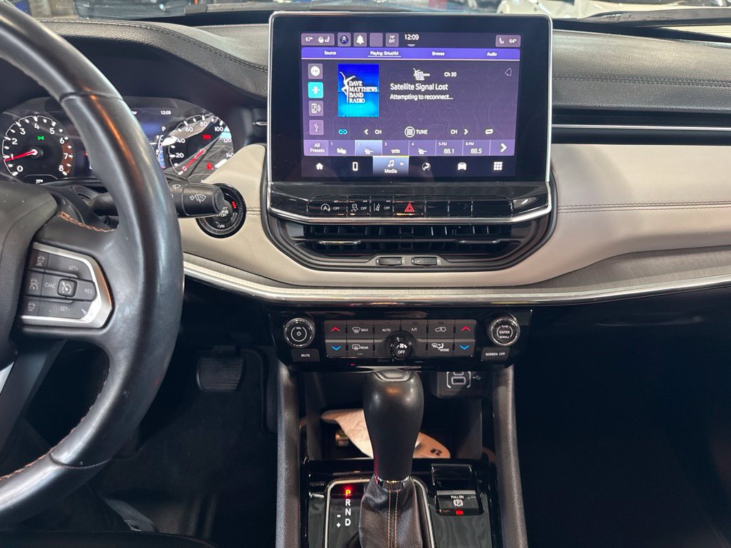 Thumbnail: 2022 Jeep Compass - 11
