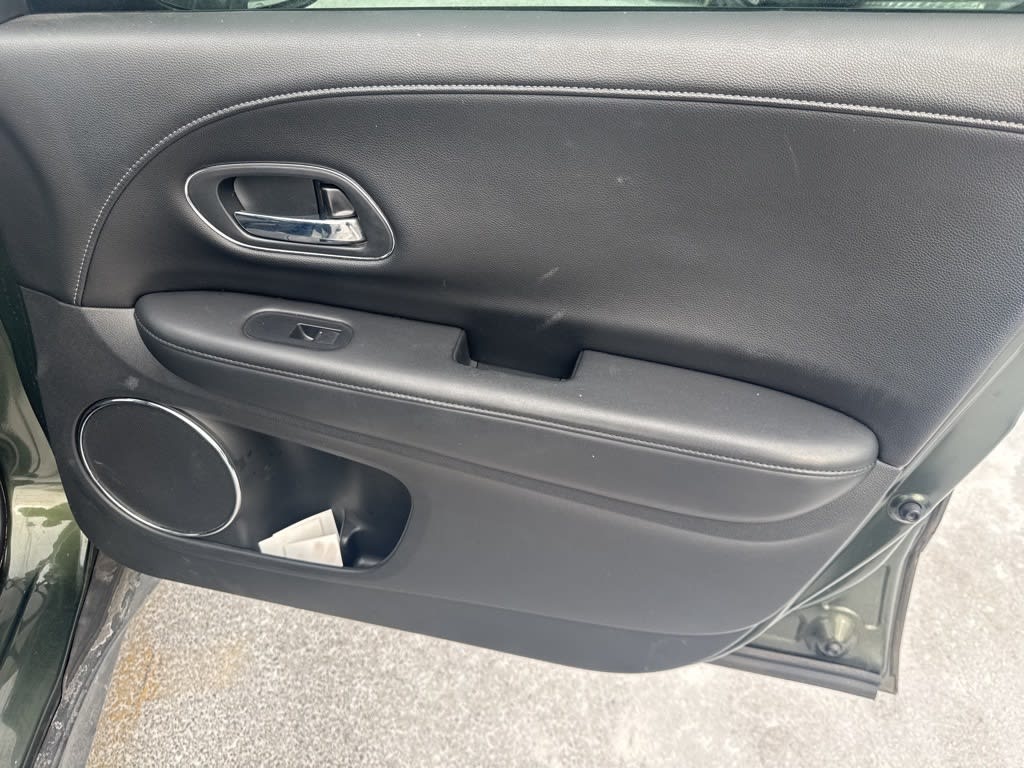 Thumbnail: 2017 Honda HR-V - 22