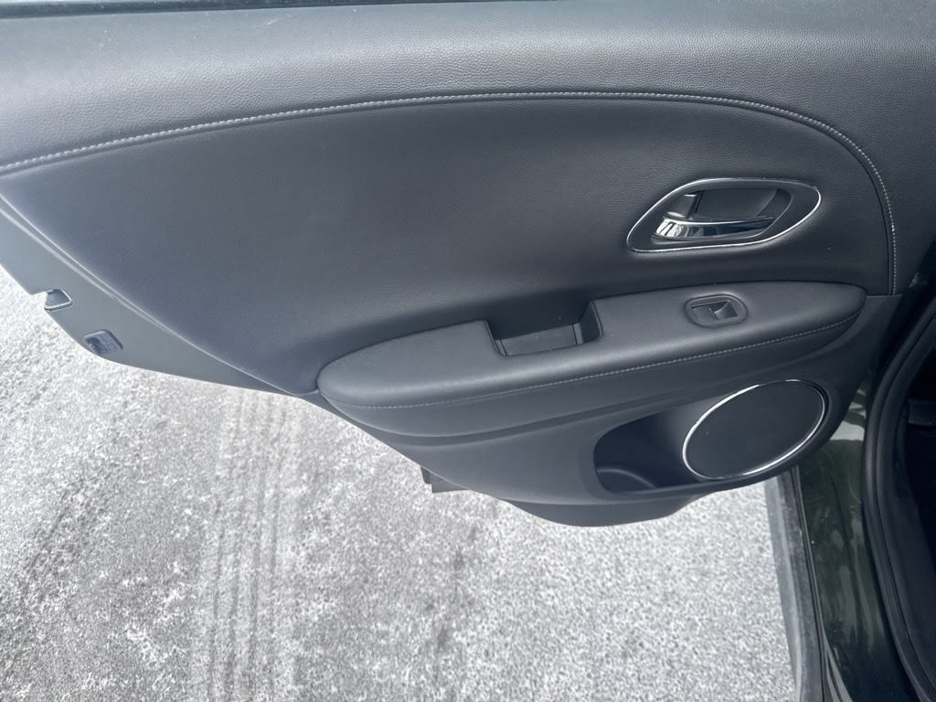 Thumbnail: 2017 Honda HR-V - 21