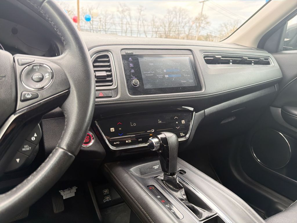 Thumbnail: 2020 Honda HR-V - 32