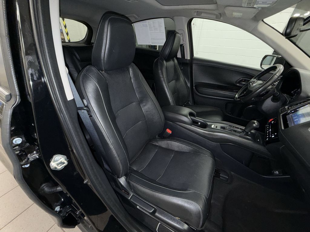 Thumbnail: 2020 Honda HR-V - 8