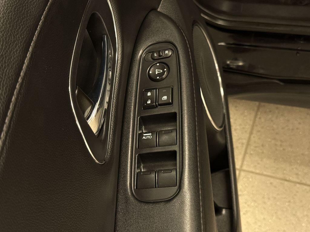 Thumbnail: 2020 Honda HR-V - 11