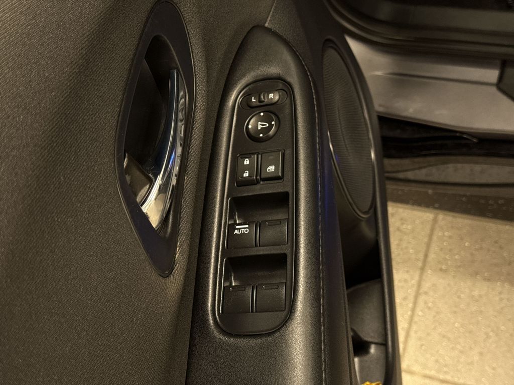 Thumbnail: 2022 Honda HR-V - 23