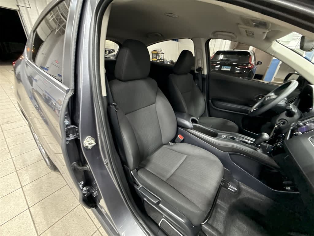 Thumbnail: 2018 Honda HR-V - 11