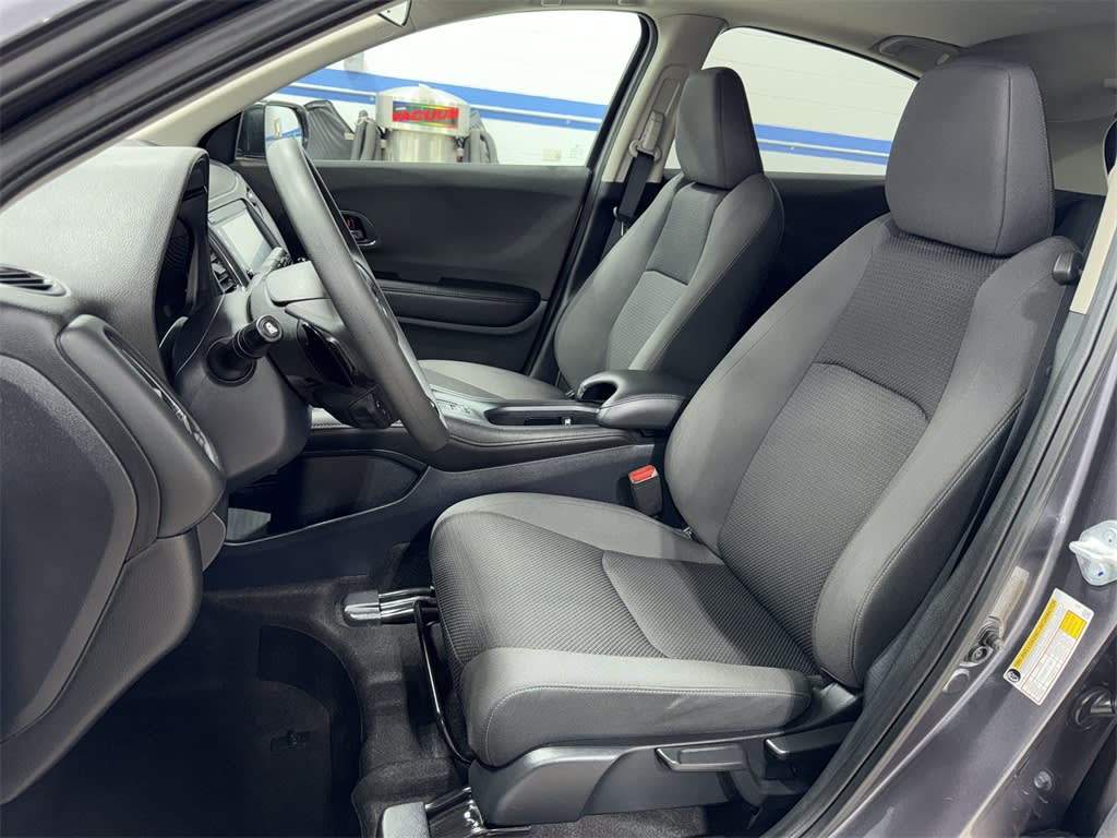 2022 Honda HR-V EX 9