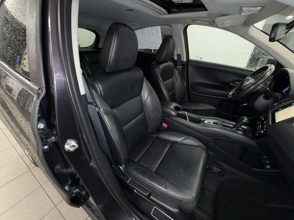 Thumbnail: 2017 Honda HR-V - 8