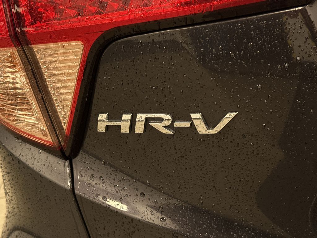 Thumbnail: 2017 Honda HR-V - 5