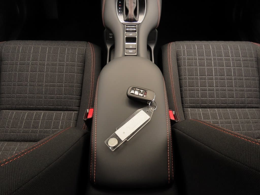 Thumbnail: 2026 Honda HR-V - 23