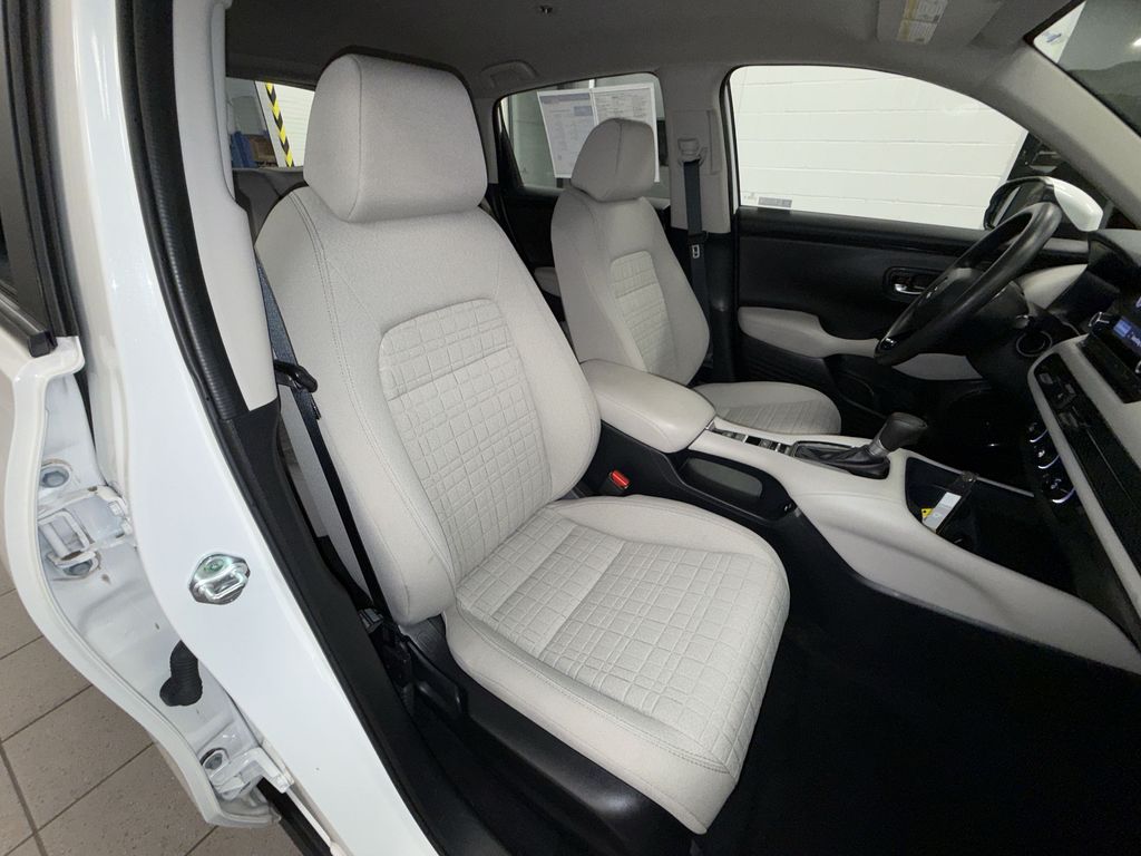 Thumbnail: 2024 Honda HR-V - 10