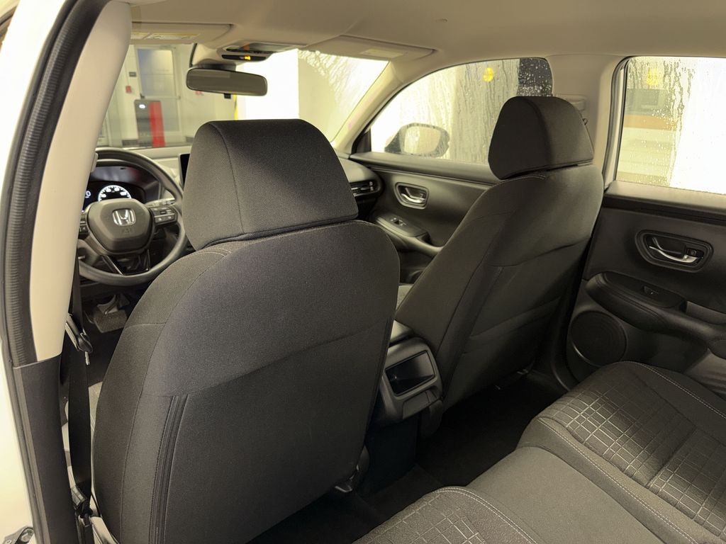 Thumbnail: 2024 Honda HR-V - 29