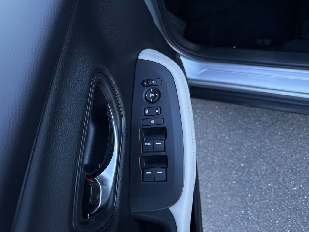 Thumbnail: 2023 Honda HR-V - 26
