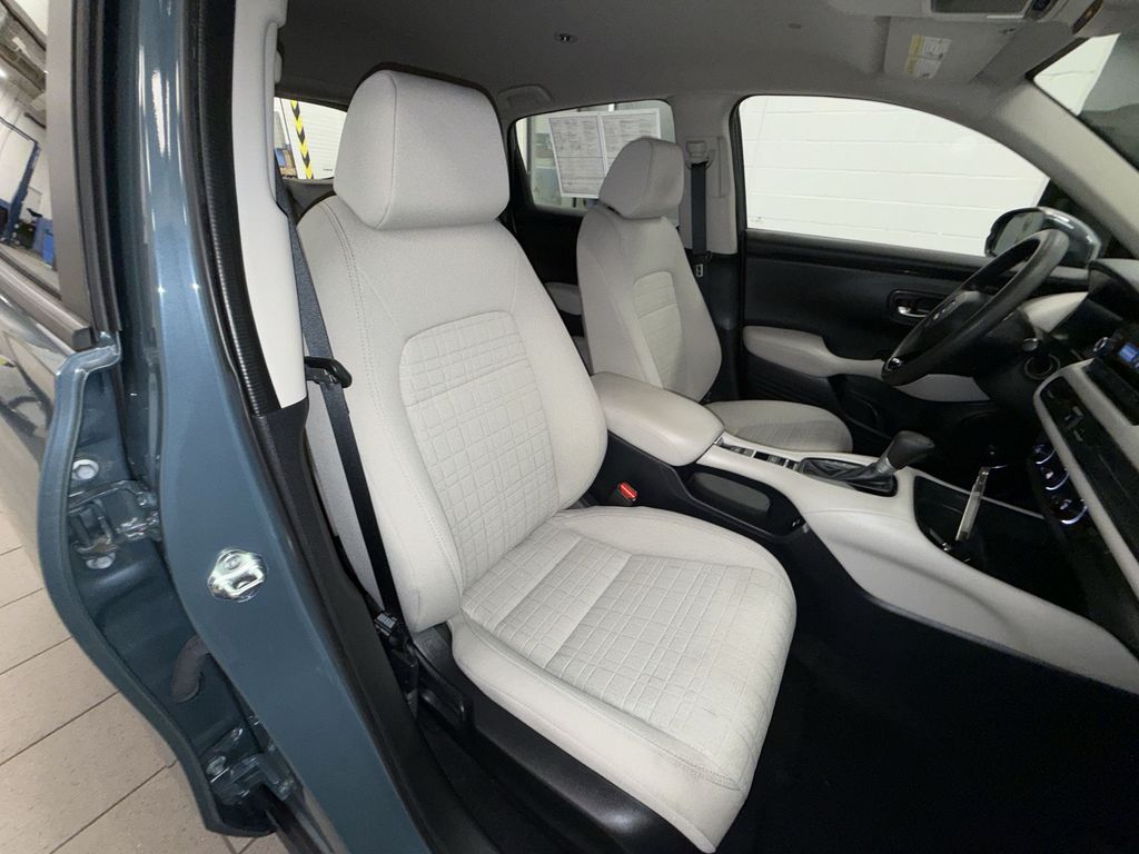 Thumbnail: 2024 Honda HR-V - 10