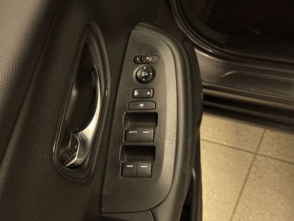 Thumbnail: 2024 Honda HR-V - 25