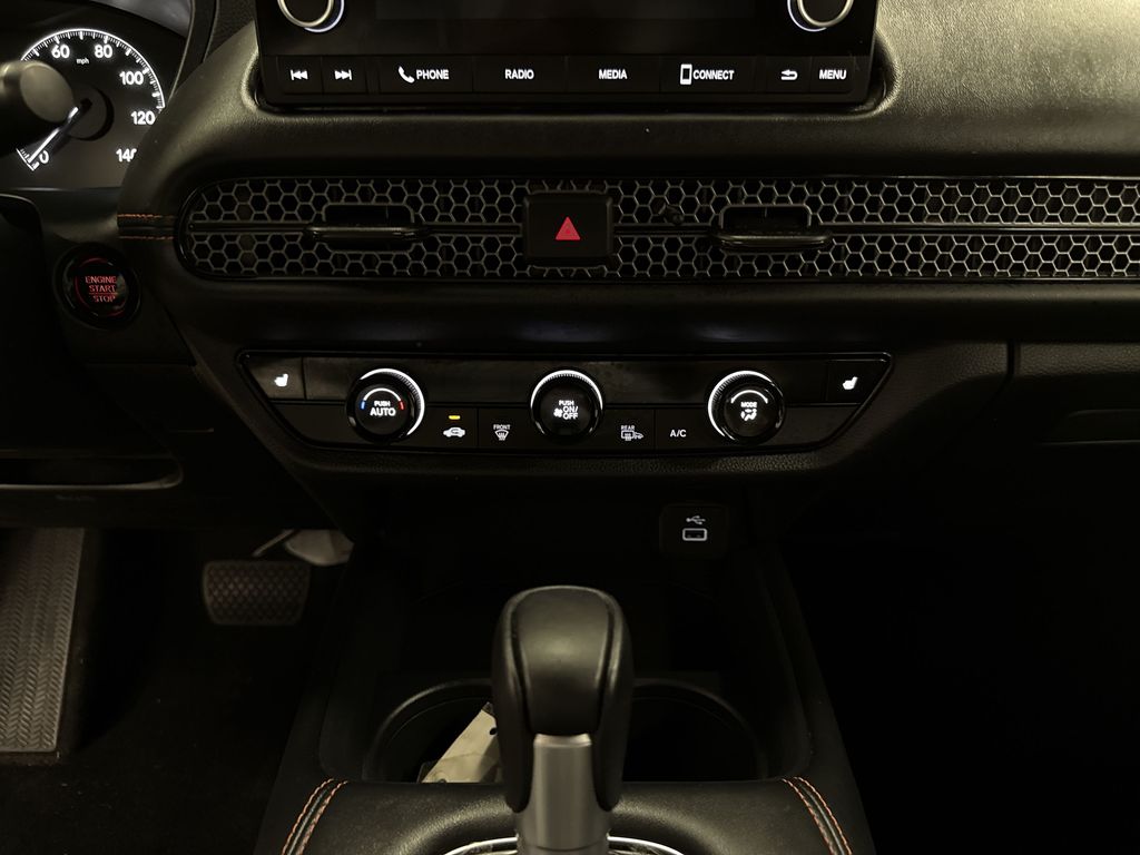 Thumbnail: 2025 Honda HR-V - 23