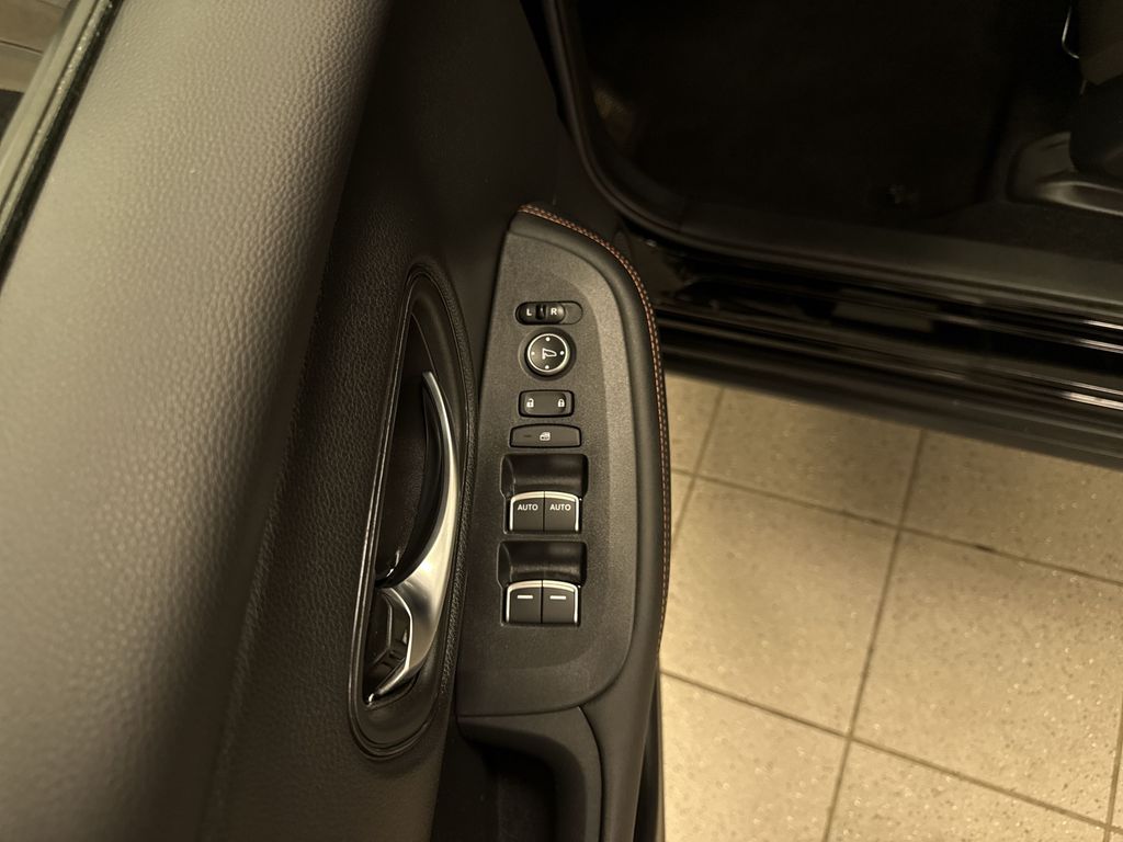 Thumbnail: 2024 Honda HR-V - 15