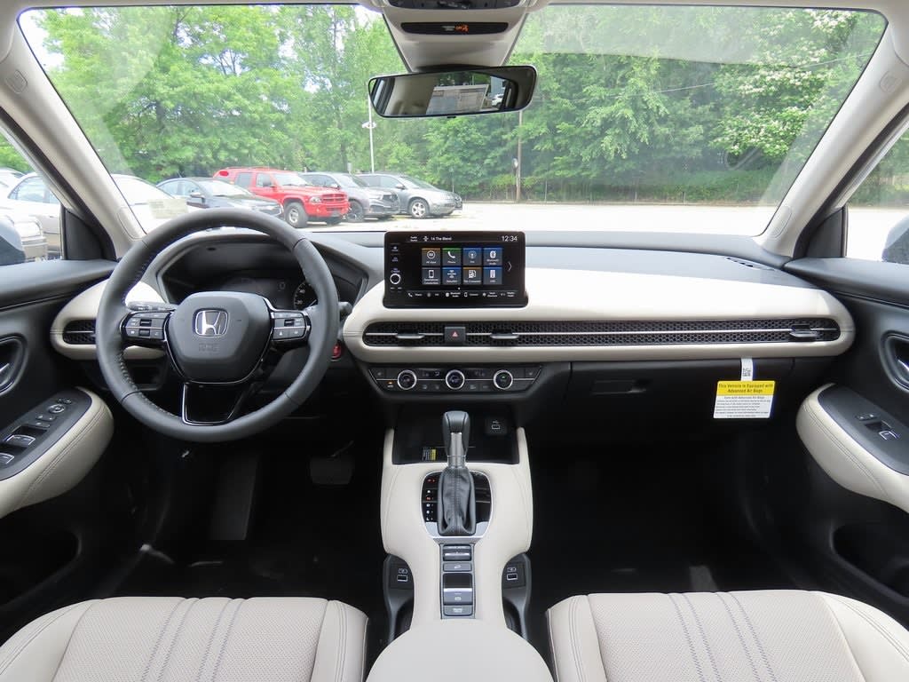 Thumbnail: 2025 Honda HR-V - 2