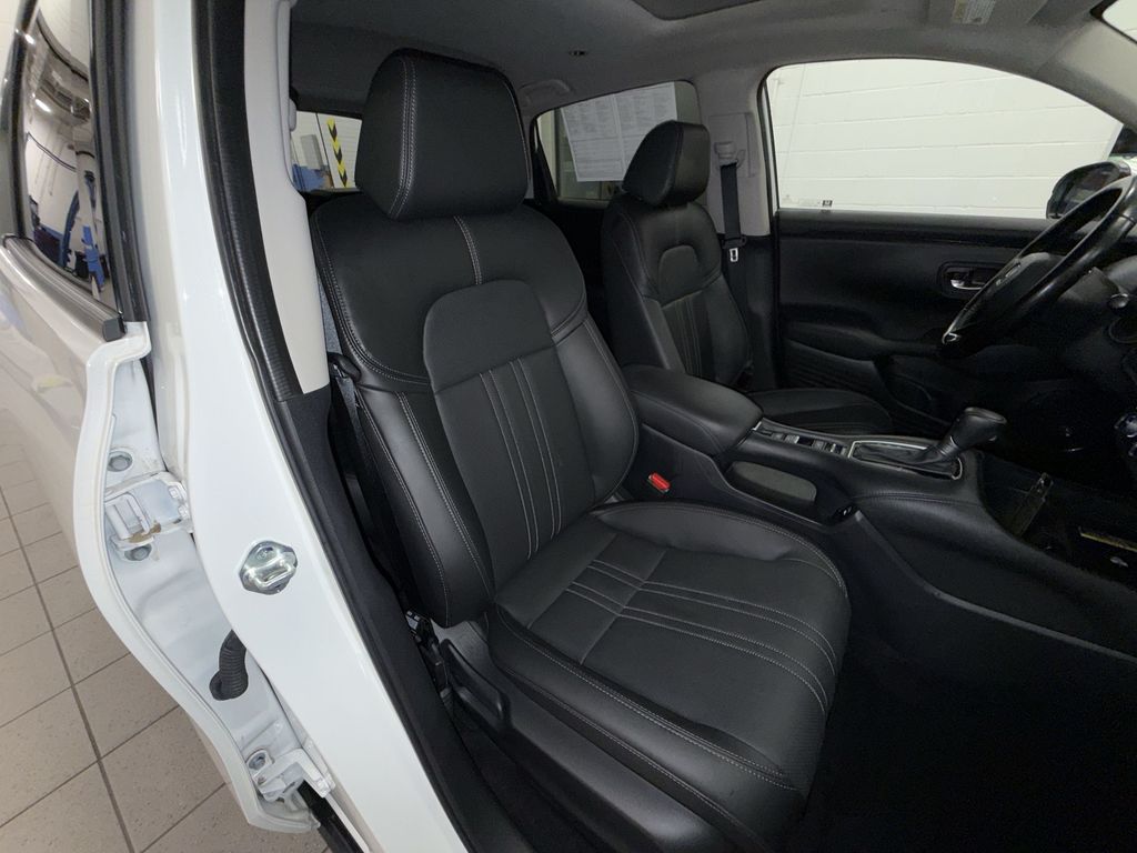 Thumbnail: 2025 Honda HR-V - 10