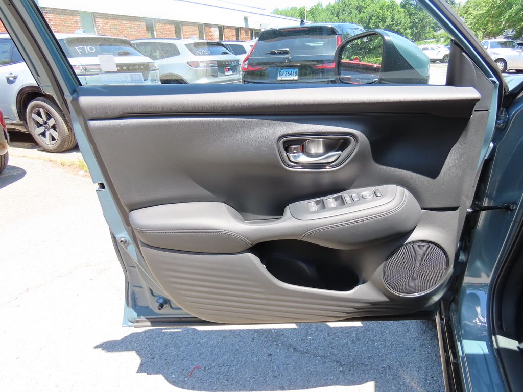 Thumbnail: 2027 Honda HR-V - 20