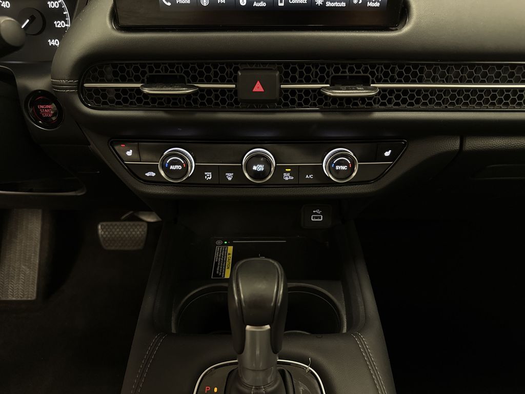 Thumbnail: 2025 Honda HR-V - 24