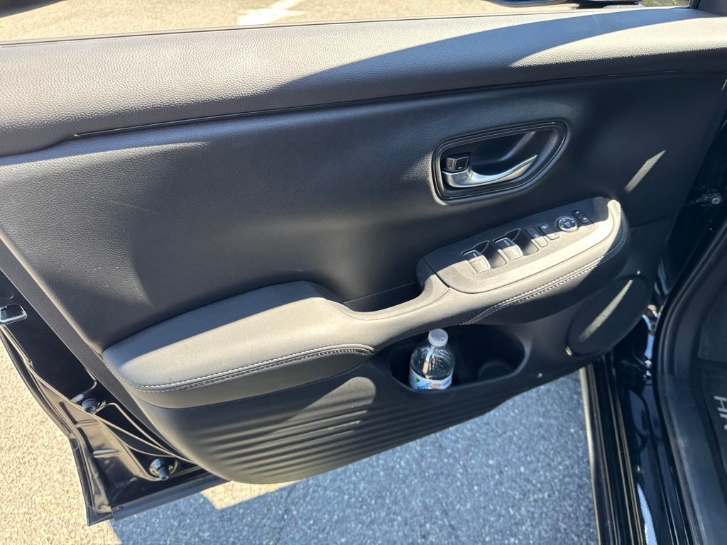 Thumbnail: 2026 Honda HR-V - 17
