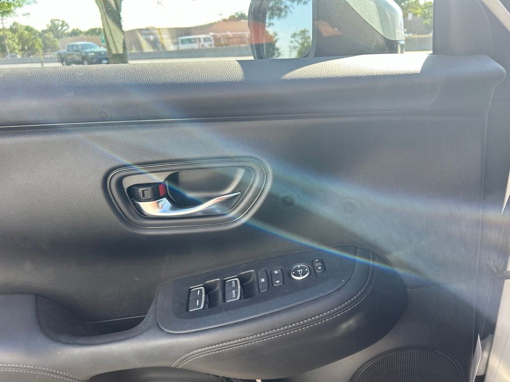 Thumbnail: 2024 Honda HR-V - 15