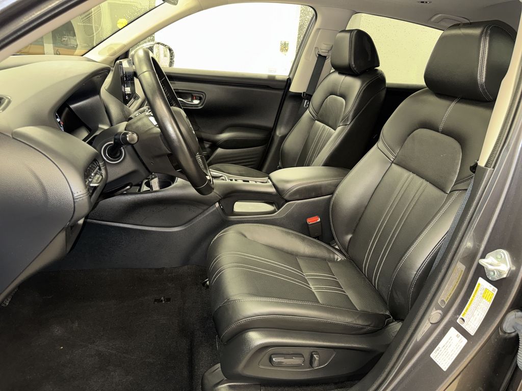 Thumbnail: 2025 Honda HR-V - 8
