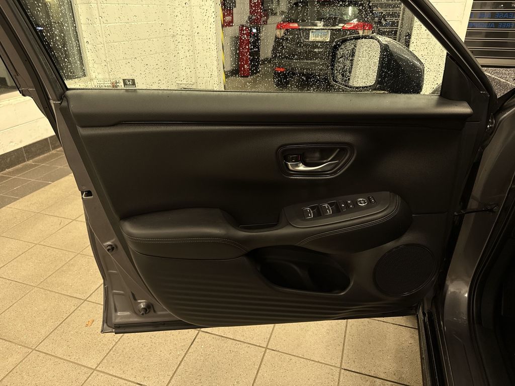 Thumbnail: 2025 Honda HR-V - 31