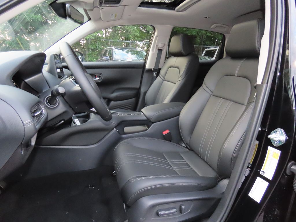 Thumbnail: 2027 Honda HR-V - 11