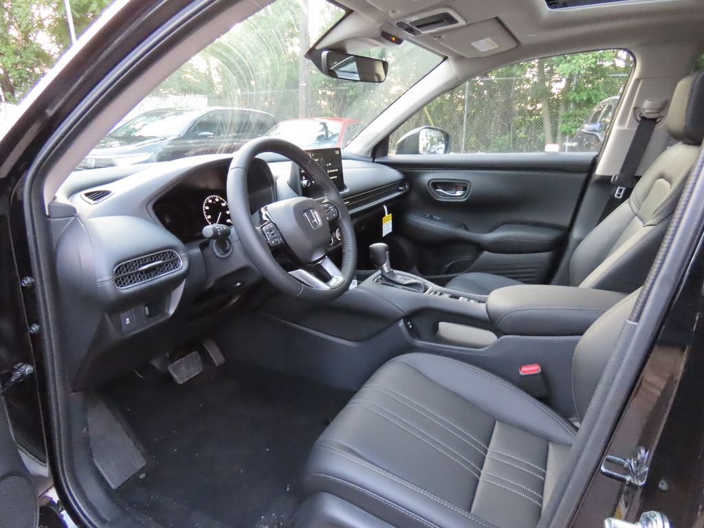 Thumbnail: 2027 Honda HR-V - 10