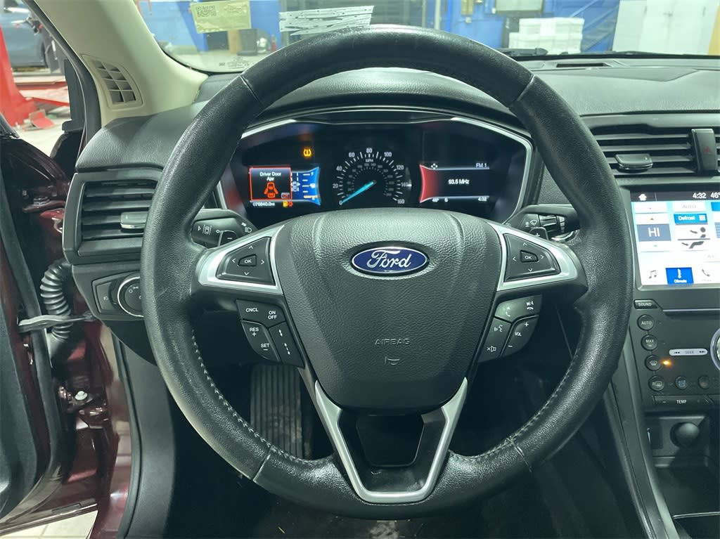 2017 Ford Fusion Titanium 2