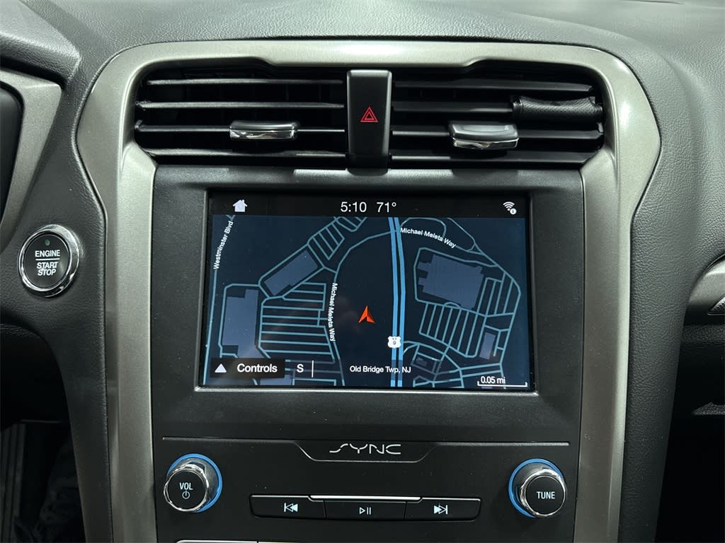 Thumbnail: 2019 Ford Fusion - 11