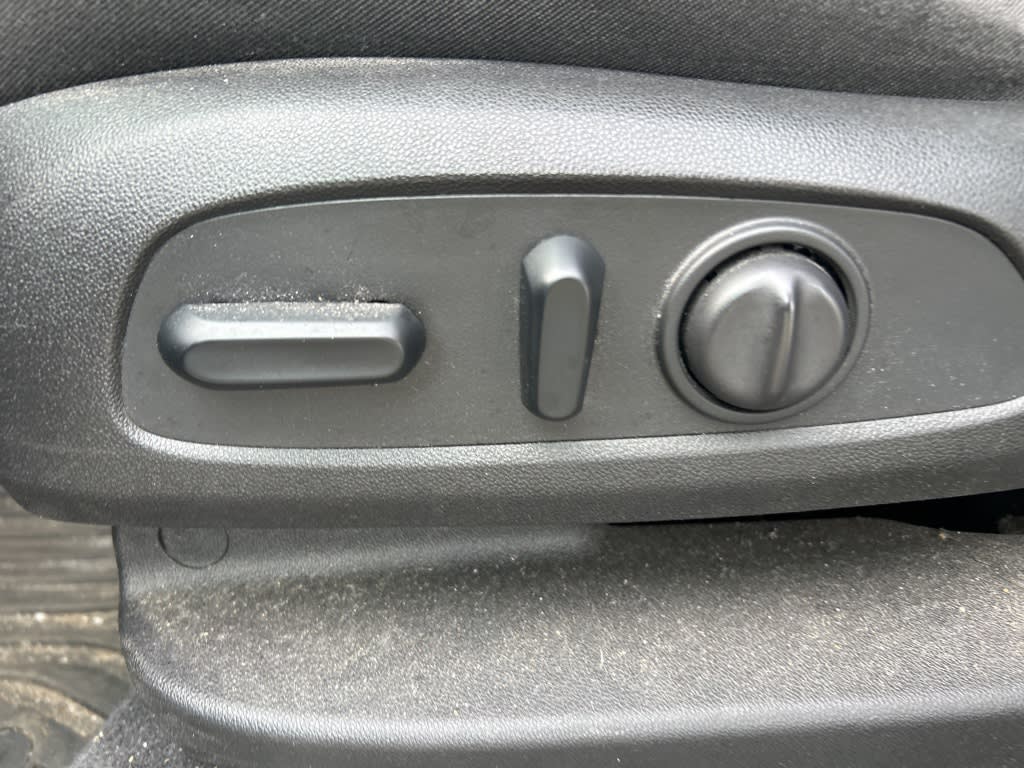 2019 Chevrolet Equinox LT 21