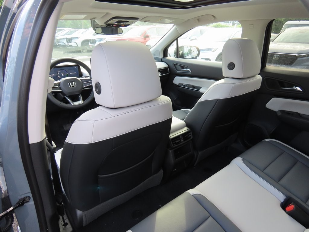 Thumbnail: 2026 Honda Prologue - 18