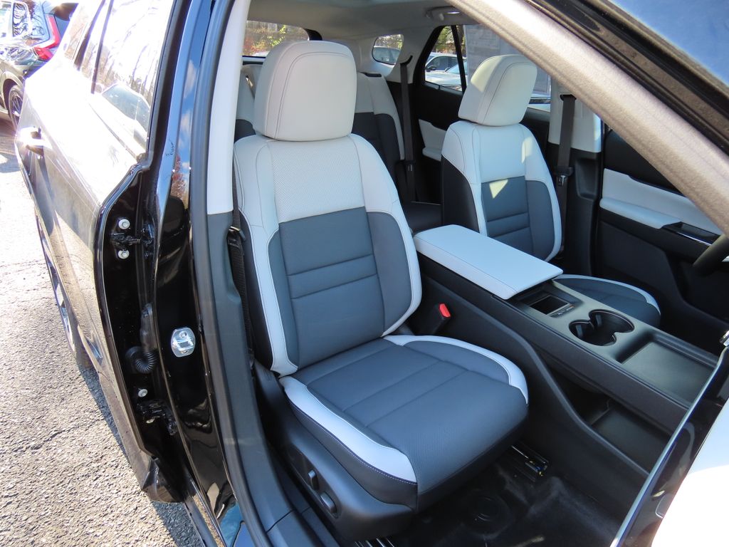 Thumbnail: 2026 Honda Prologue - 21