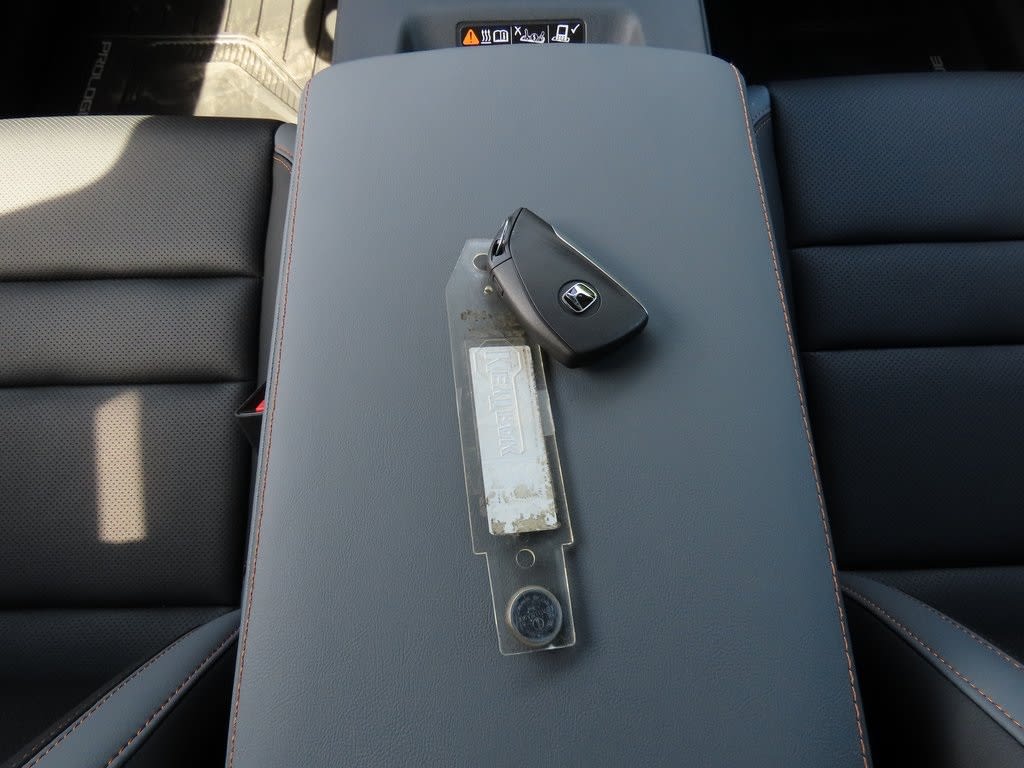 Thumbnail: 2026 Honda Prologue - 28