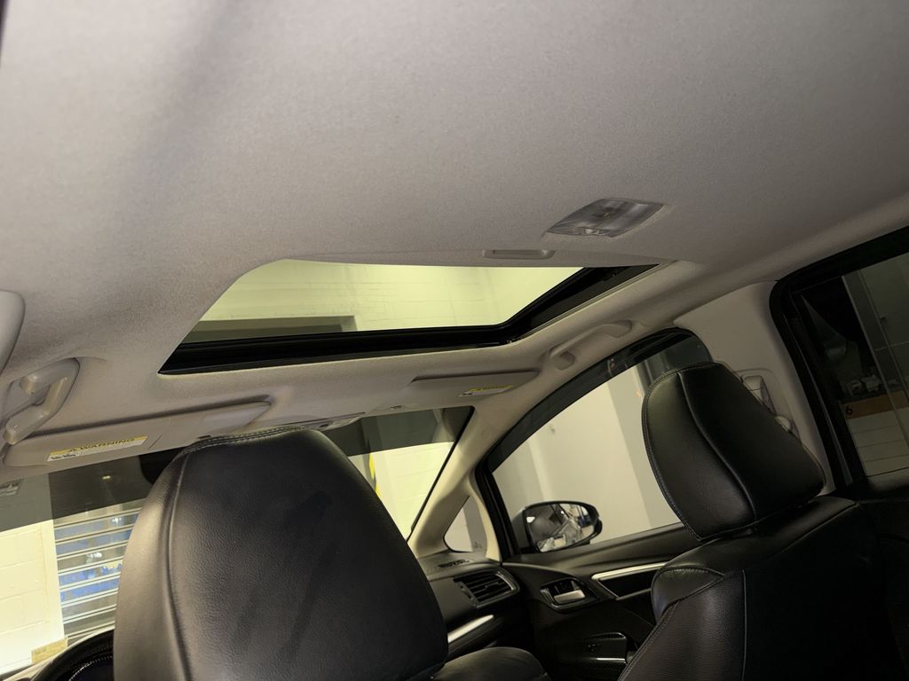 Thumbnail: 2015 Honda Fit - 27