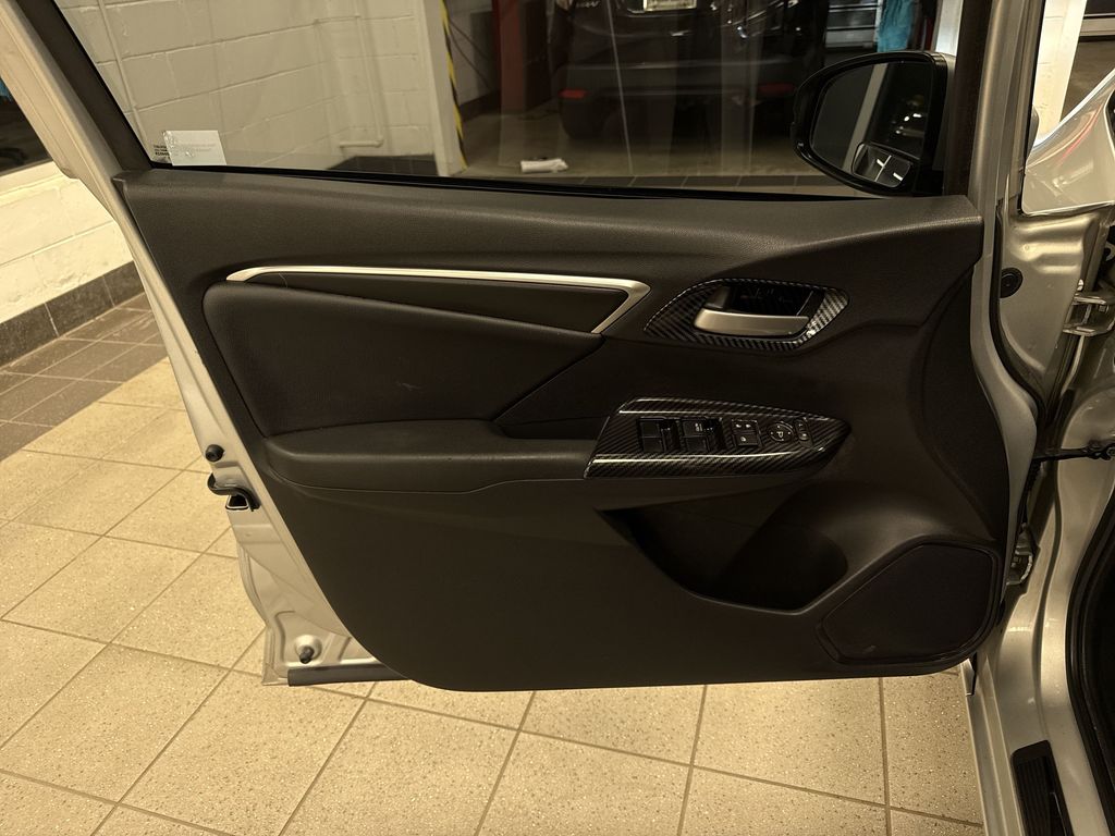 Thumbnail: 2015 Honda Fit - 31
