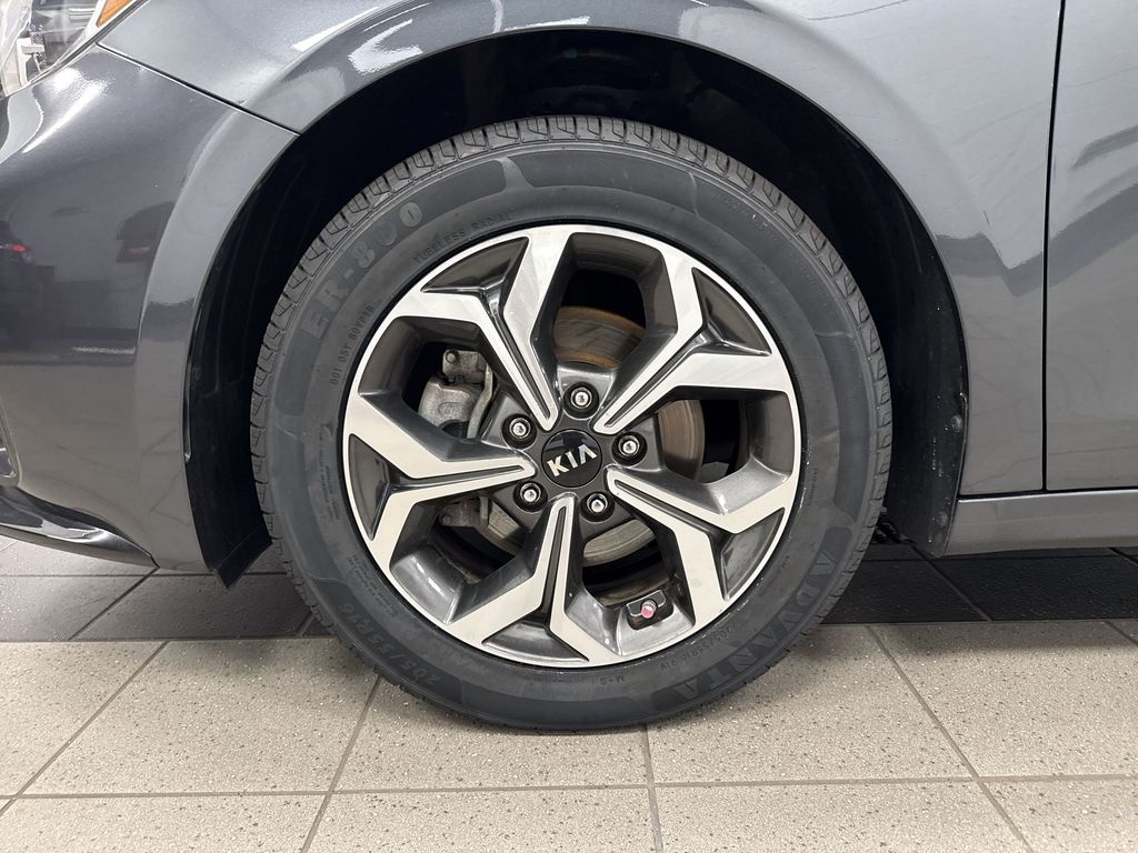Thumbnail: 2019 Kia Forte - 6